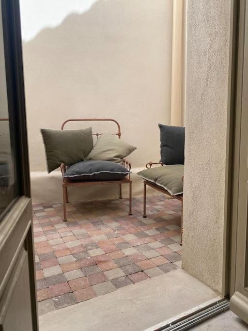 La Loge Familiale: 110M2, Place Rose Goudard, Ac LʼIsle-sur-la-Sorgue Exteriér fotografie