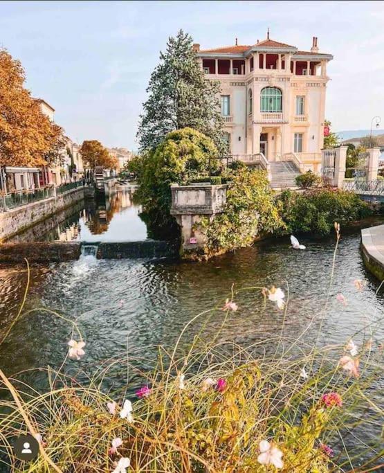 La Loge Familiale: 110M2, Place Rose Goudard, Ac LʼIsle-sur-la-Sorgue Exteriér fotografie